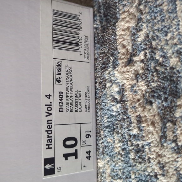 Adidas James Harden Vol. 4  size 10. Scarlet  Basketball authentic - Picture 6 of 6